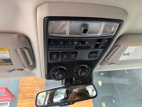 Used 2021 Toyota 4Runner TRD Off-Road Premium w/ Moonroof Package AWD/4WD image 37