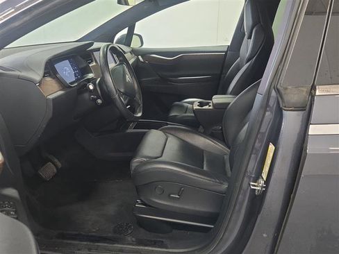 Used 2018 Tesla Model X 100D image 8