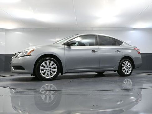 Used 2014 Nissan Sentra S image 44