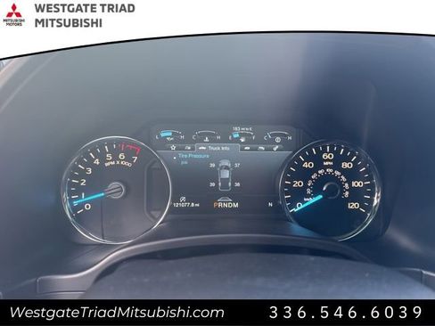 Used 2018 Ford F150 Platinum w/ Equipment Group 701A Luxury image 20