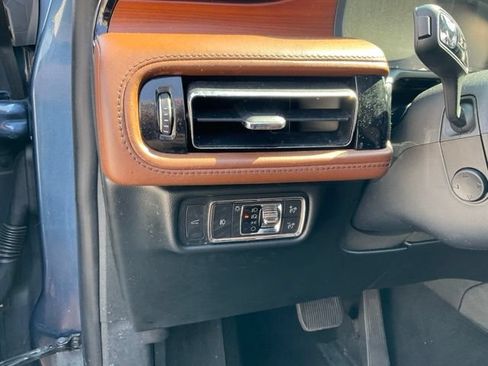 Used 2020 Lincoln Aviator Reserve w/ Equipment Group 202A AWD/4WD image 9