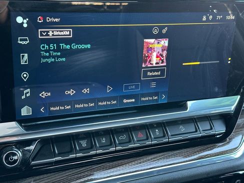 Used 2024 Chevrolet Silverado 2500 LT w/ Convenience Package image 16