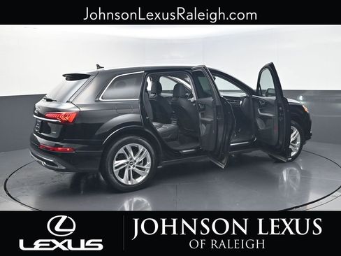 Used 2021 Audi Q7 3.0T Premium Plus image 30