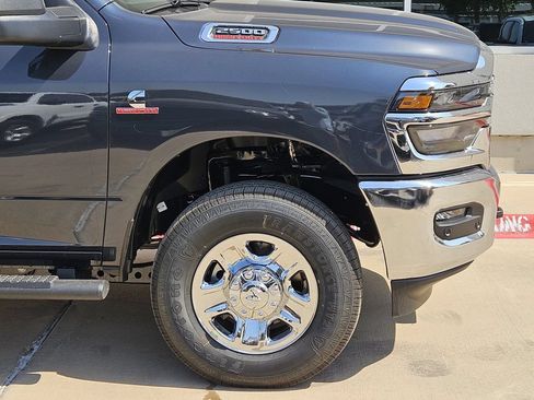 New 2026 RAM 2500 Tradesman AWD/4WD image 6