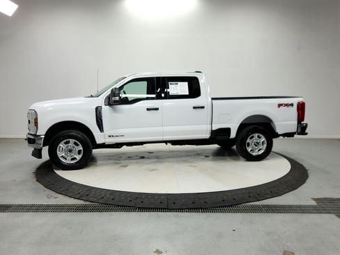 Used 2025 Ford F250 XLT w/ FX4 Off-Road Package AWD/4WD image 7