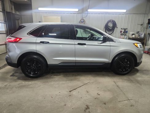 Used 2024 Ford Edge SEL image 2