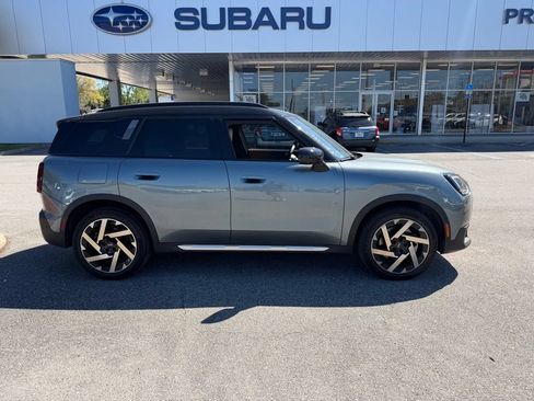 Used 2025 MINI Cooper Countryman S AWD/4WD image 2