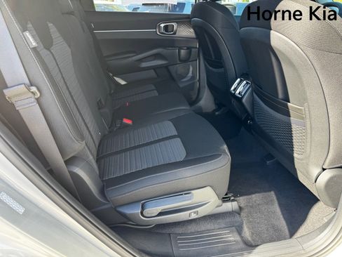 New 2026 Kia Sorento LX image 25