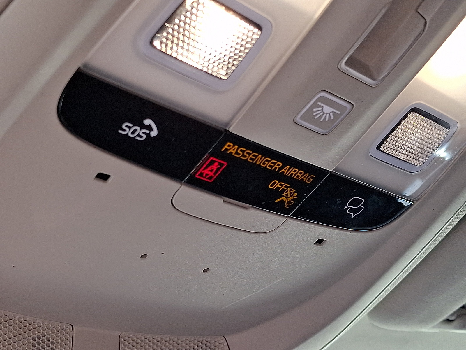 Used 2024 Volvo S60 B5 Core FWD image 25