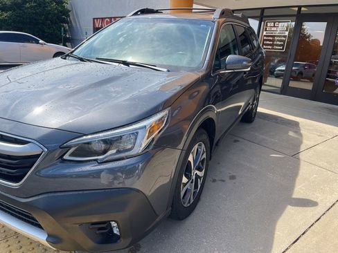 Used 2021 Subaru Outback Limited image 8