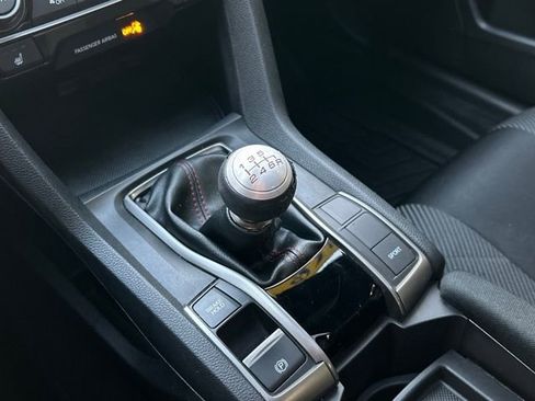 Used 2018 Honda Civic Si image 29