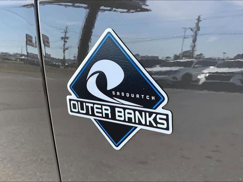 Certified 2025 Ford Bronco Outer Banks w/ Sasquatch Package image 10