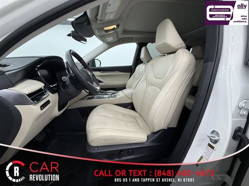 Used 2023 INFINITI QX60 Sensory w/ Cargo Package image 19