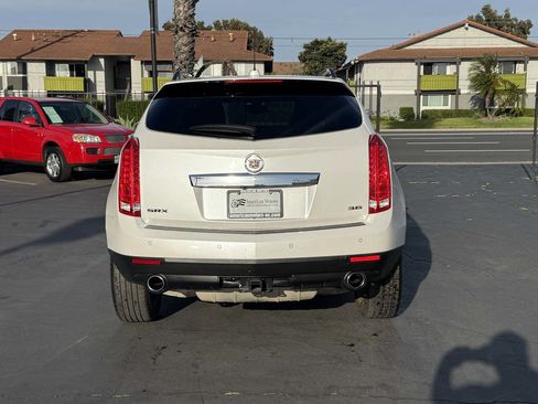 Used 2015 Cadillac SRX Performance w/ Trailering Package FWD image 3