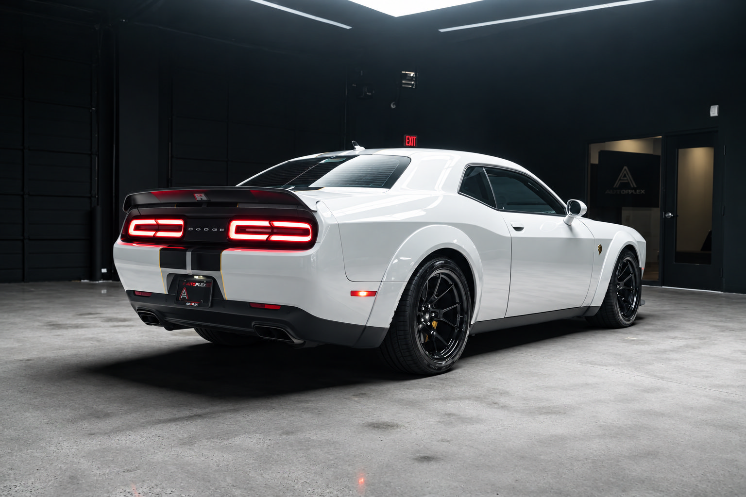Used 2021 Dodge Challenger SRT Hellcat Redeye RWD image 6