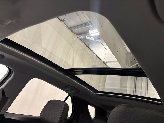 Used 2024 Chevrolet Equinox LT FWD image 25
