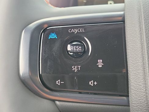 New 2026 Nissan Armada PRO-4X w/ Captain's Chari Seat Package AWD/4WD image 5