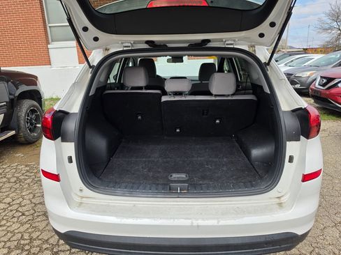 Used 2020 Hyundai Tucson SE image 8