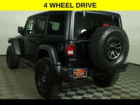 Used 2022 Jeep Wrangler Unlimited Sport image 4