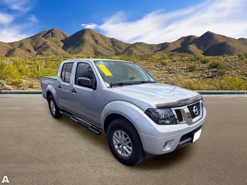 Used 2019 Nissan Frontier SV RWD image 5