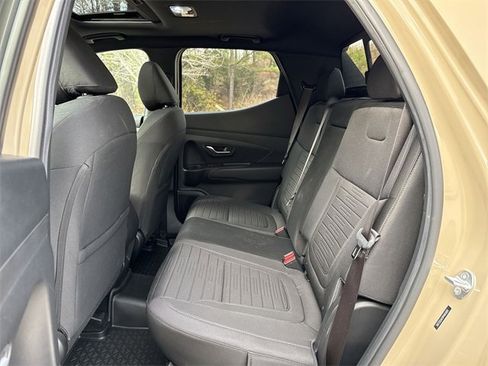 Used 2023 Hyundai Santa Cruz SEL Premium image 25