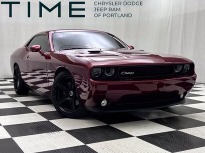 Used 2014 Dodge Challenger SXT