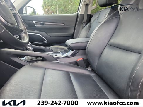 Certified 2023 Kia Telluride LX FWD image 25