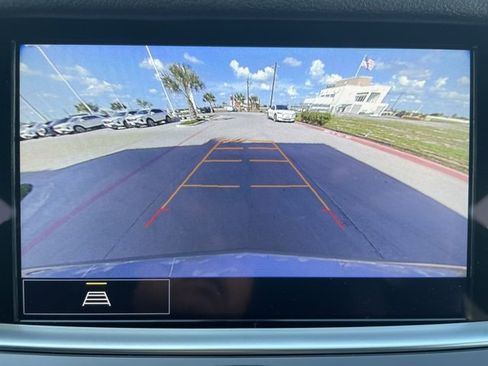 Certified 2025 Cadillac XT6 Luxury image 17