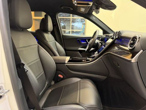Certified 2025 Mercedes-Benz GLC 300 image 15