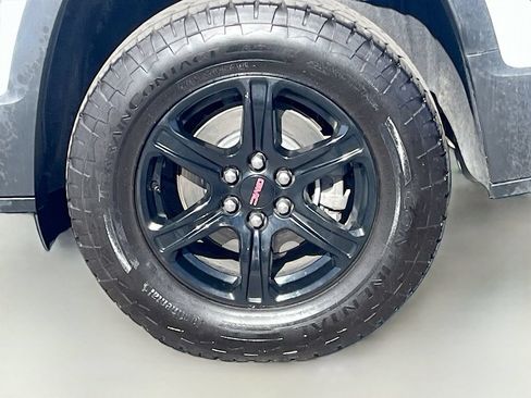 Used 2023 GMC Acadia AT4 AWD/4WD image 33