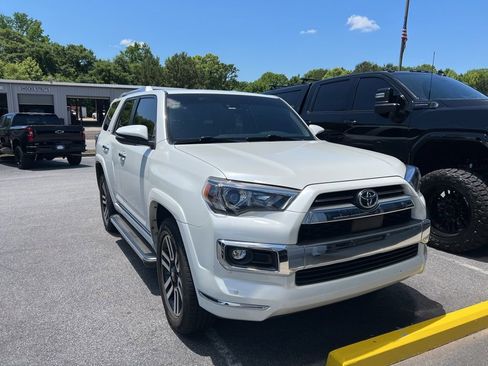 Used 2021 Toyota 4Runner Limited AWD/4WD image 15