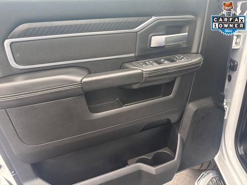 Used 2025 RAM 2500 Big Horn AWD/4WD image 13