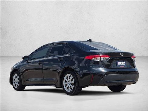 Used 2021 Toyota Corolla LE FWD image 6