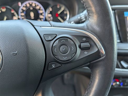 Used 2021 Buick Enclave Avenir w/ Avenir Technology Package image 17