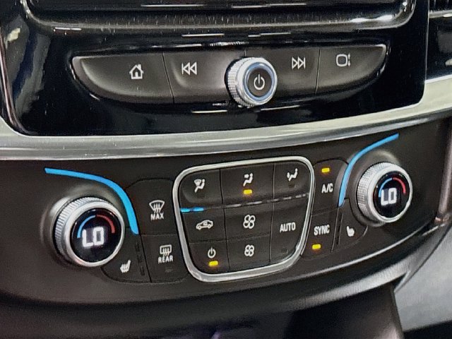Used 2019 Chevrolet Traverse LT w/ LT Premium Package AWD/4WD image 16