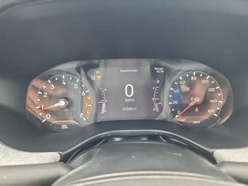 Used 2023 Jeep Compass Latitude AWD/4WD image 14