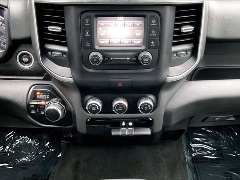 Used 2020 RAM 1500 Big Horn image 9