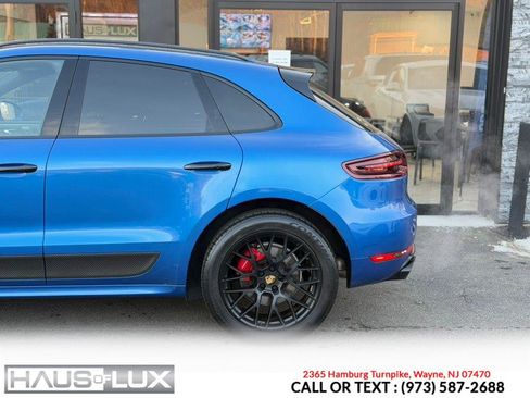 Used 2017 Porsche Macan GTS w/ Premium Package Plus image 12
