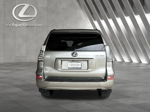 Certified 2023 Lexus GX 460 Premium w/ Premium Package AWD/4WD image 28