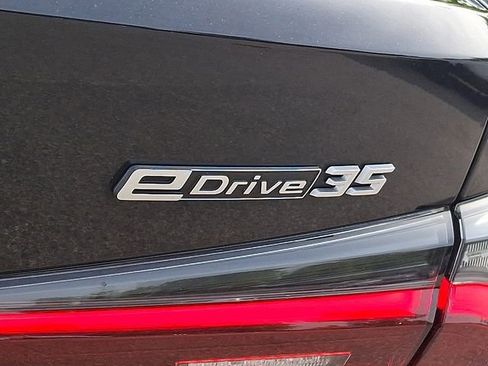 Used 2023 BMW i4 eDrive35 RWD image 37