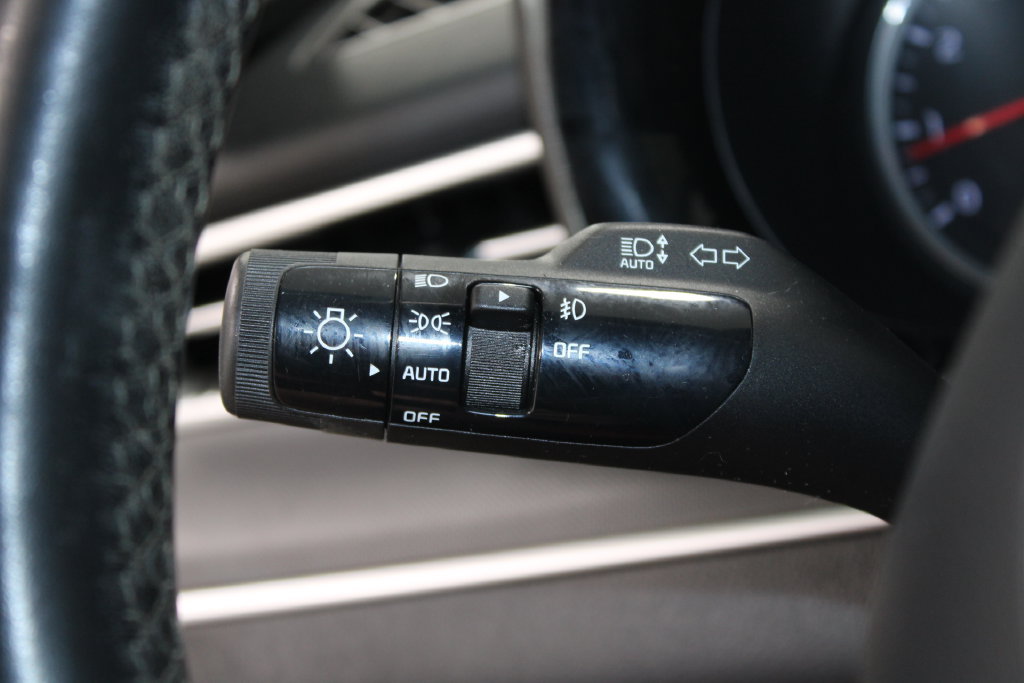 Used 2024 Kia K5 GT-Line w/ GT-Line Premium Package FWD image 35