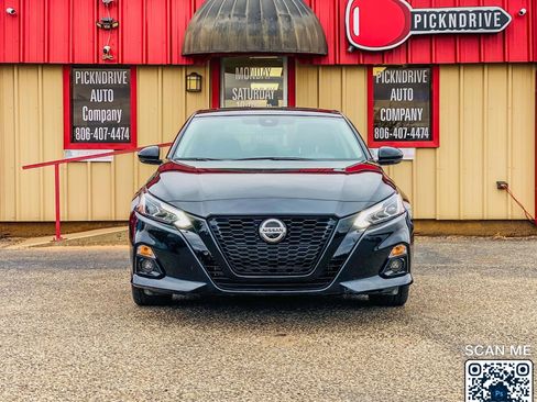 Used 2022 Nissan Altima 2.5 SR w/ Midnight Edition Package image 3