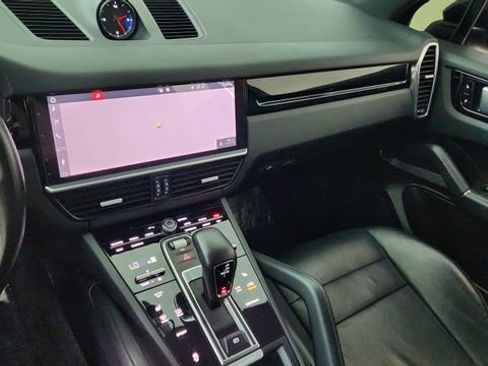 Used 2019 Porsche Cayenne AWD/4WD image 43