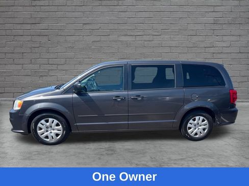 Used 2015 Dodge Grand Caravan SE w/ Quick Order Package 29E SE FWD image 2