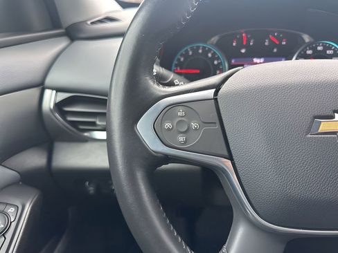 Used 2021 Chevrolet Traverse LT image 15