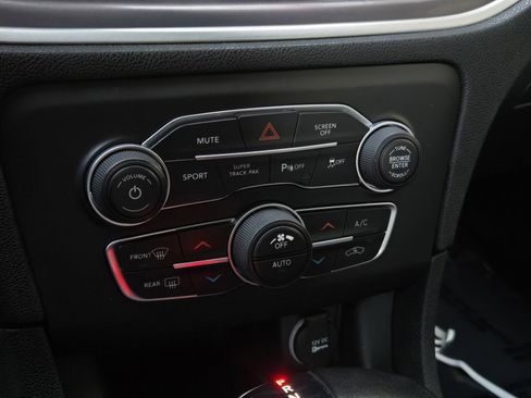 Used 2022 Dodge Charger R/T image 18