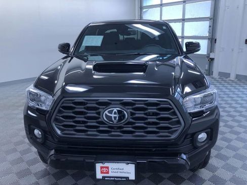 Certified 2023 Toyota Tacoma TRD Sport image 9