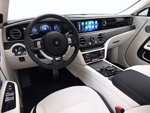 Used 2025 Rolls-Royce Spectre w/ Spectre Launch Package AWD/4WD image 4