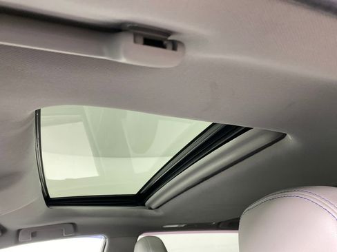 Certified 2019 Toyota Highlander Limited image 10