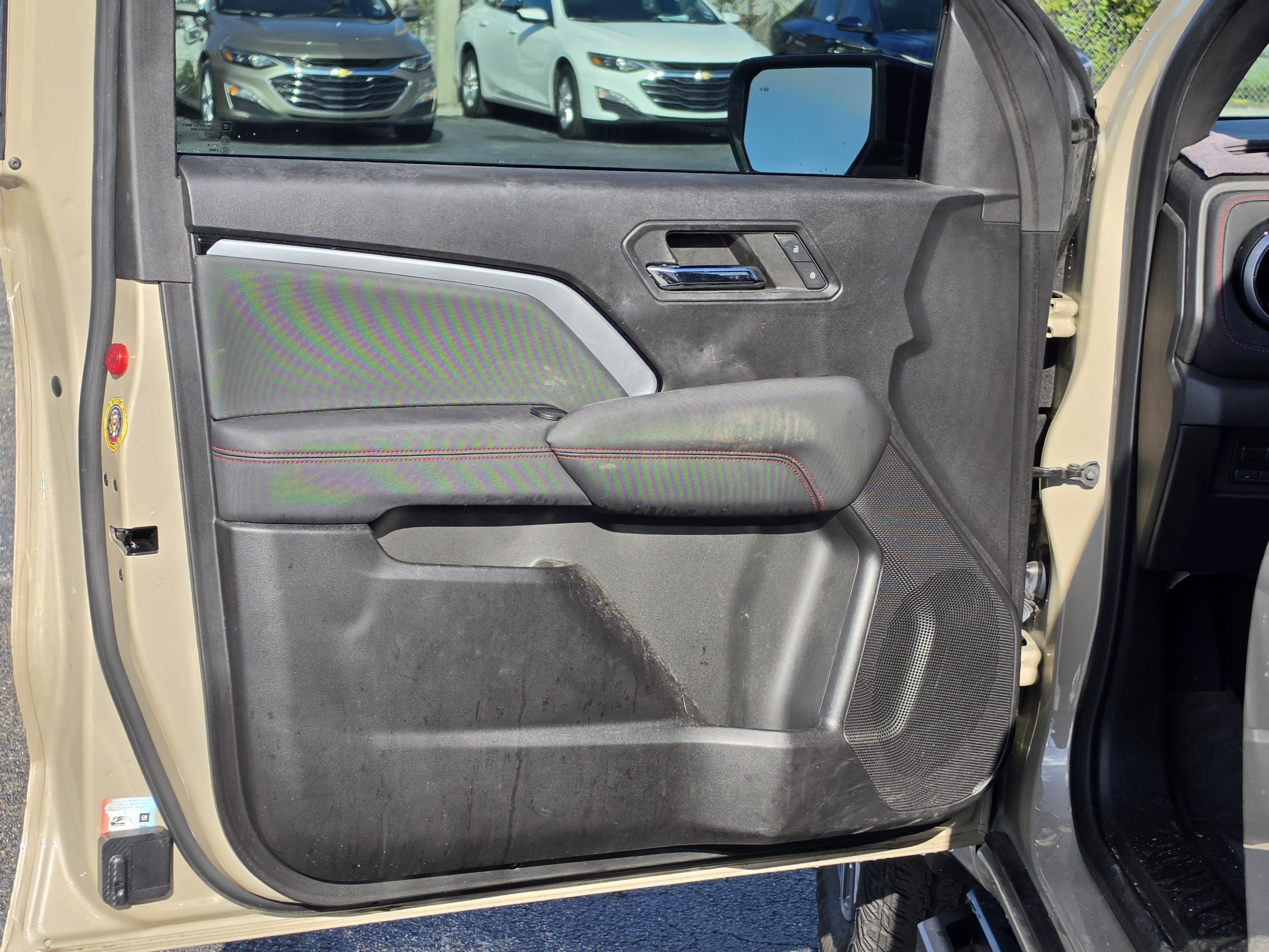 Certified 2024 Chevrolet Colorado Z71 w/ Z71 Convenience Package 2 AWD/4WD image 16